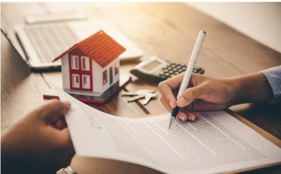 Can an HOA Foreclose If the Mortgage Is Current